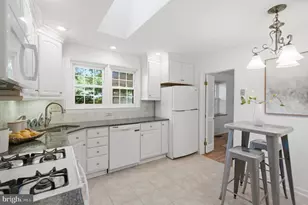 220 Solway Rd, Lutherville Timonium, MD 21093 - Photo 11