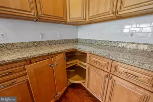 400 Symphony Cir, Cockeysville, MD 21030 - Photo 11