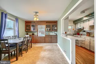 1842 Dunmere Rd, Baltimore, MD 21222 - Photo 9