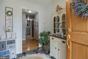 11 Lake Forest Ct, Baltimore, MD 21236 - Photo 3
