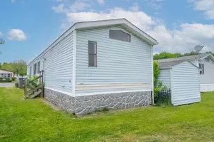 152 Cowhide Cir, Middle River, MD 21220 - Photo 21