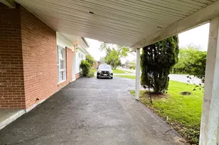2400 Lightfoot Dr, Baltimore, MD 21209 - Photo 3