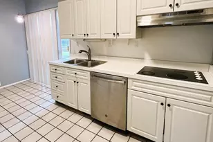 2400 Lightfoot Dr, Baltimore, MD 21209 - Photo 5