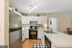 400 Plumbridge Ct, Lutherville Timonium, MD 21093 - Photo 7