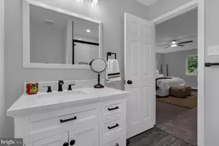 3909 Thoroughbred Ln, Owings Mills, MD 21117 - Photo 29