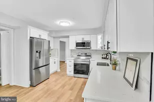 3909 Thoroughbred Ln, Owings Mills, MD 21117 - Photo 9