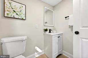 2027 Englewood Ave, Baltimore, MD 21207 - Photo 17