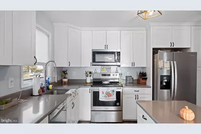 9905 Magledt Road, Baltimore, MD 21234 - Photo 13