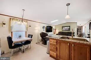 14 Vista Mobile Dr, Dundalk, MD 21222 - Photo 9