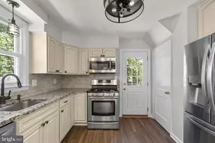 2018 Norhurst Way N, Catonsville, MD 21228 - Photo 11