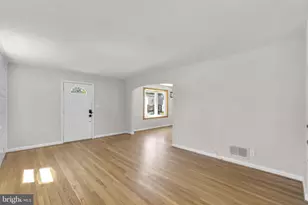 2018 Norhurst Way N, Catonsville, MD 21228 - Photo 5