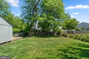 2018 Norhurst Way N, Catonsville, MD 21228 - Photo 33