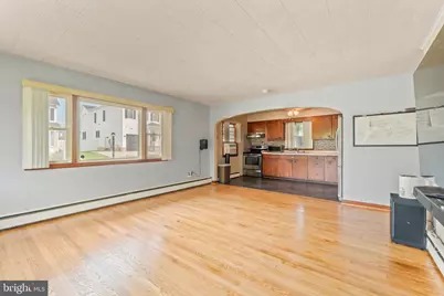 7806 Wendover Avenue, Parkville, MD 21234 - Photo 5