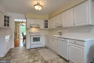 11 Tyburn Ct, Lutherville Timonium, MD 21093 - Photo 7