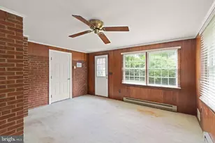 22 Gorsuch Rd, Lutherville Timonium, MD 21093 - Photo 15