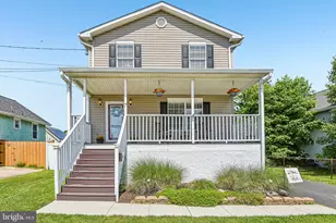 7 Goeller Ave, Essex, MD 21221 - Photo 1
