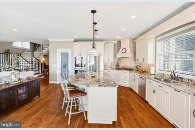 605 Rockaway Beach Avenue, Baltimore, MD 21221 - Photo 13