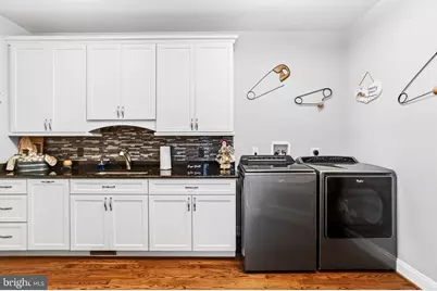 605 Rockaway Beach Avenue, Baltimore, MD 21221 - Photo 7