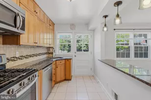 7037 Heathfield, Baltimore, MD 21212 - Photo 17
