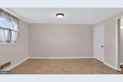 7836 Kavanagh, Baltimore, MD 21222 - Photo 7
