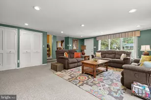 2 Greenlea Dr, Pikesville, MD 21208 - Photo 23