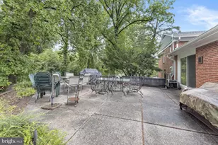 2 Greenlea Dr, Pikesville, MD 21208 - Photo 49