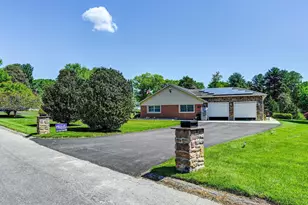 3213 Woodvalley Dr, Pikesville, MD 21208 - Photo 7