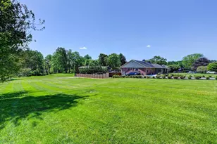 3213 Woodvalley Dr, Pikesville, MD 21208 - Photo 7