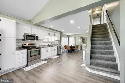 8206 Bear Creek Drive, Baltimore, MD 21222 - Photo 13