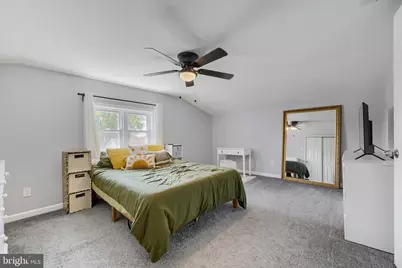 8206 Bear Creek Drive, Baltimore, MD 21222 - Photo 17