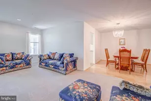 9401 Wordsworth Wy, Owings Mills, MD 21117 - Photo 11