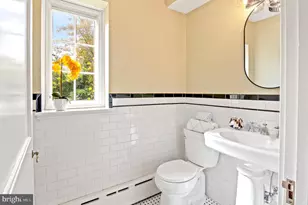 7704 Crossland Rd, Pikesville, MD 21208 - Photo 23
