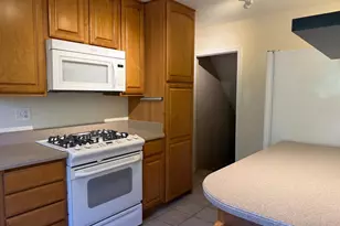 1049 Winsford Rd, Baltimore, MD 21204 - Photo 9