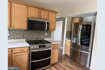 7726 Heathers Lane, Baltimore, MD 21236 - Photo 9