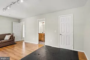 6513 Ridgeborne Dr, Baltimore, MD 21237 - Photo 21