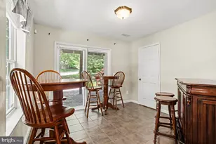 6513 Ridgeborne Dr, Baltimore, MD 21237 - Photo 13