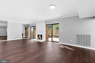 25 Tanner Ct, Baltimore, MD 21208 - Photo 9