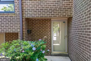25 Tanner Ct, Baltimore, MD 21208 - Photo 7