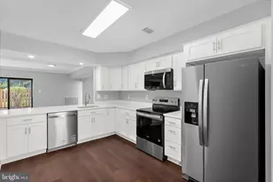 25 Tanner Ct, Baltimore, MD 21208 - Photo 17