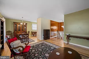 245 Candytuft Rd, Reisterstown, MD 21136 - Photo 7