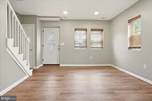 19 Warren Rd, Essex, MD 21221 - Photo 9