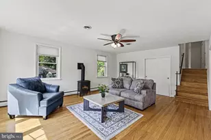 204 Elpin Dr W, Catonsville, MD 21228 - Photo 9