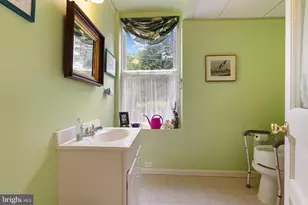 1409 Broadway Rd, Lutherville Timonium, MD 21093 - Photo 11
