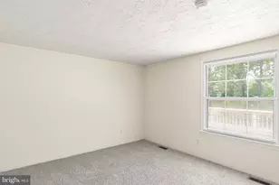7 Castell Ct, Baltimore, MD 21236 - Photo 11