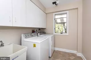 1103 Rolandvue Rd, Towson, MD 21204 - Photo 27