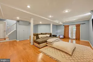 34 Dulaney Hills Ct, Cockeysville, MD 21030 - Photo 9