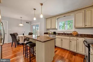 34 Dulaney Hills Ct, Cockeysville, MD 21030 - Photo 17