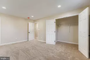 719 S Marlyn Ave, Baltimore, MD 21221 - Photo 15