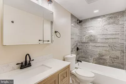 719 S Marlyn Avenue, Baltimore, MD 21221 - Photo 23