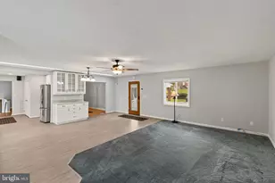8006 Woodhaven Ct, Baltimore, MD 21237 - Photo 9